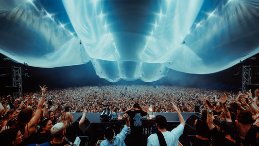 Winches on world tour with Fred again..